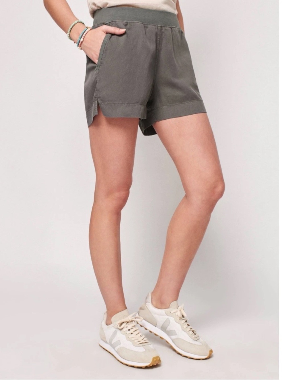 Faherty Arlie Day Shorts Womens Small Charcoal Grey Linen Tencel Blend Elastic
